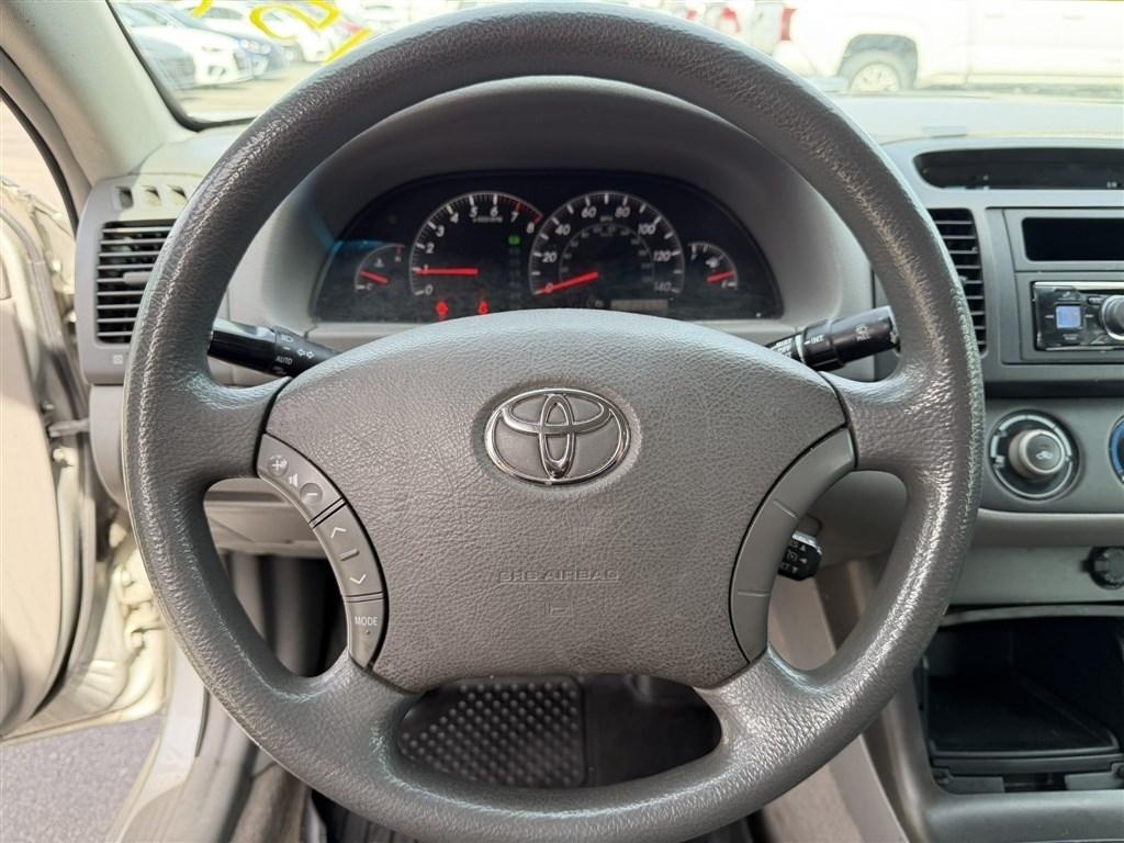 Toyota Camry LE 2005