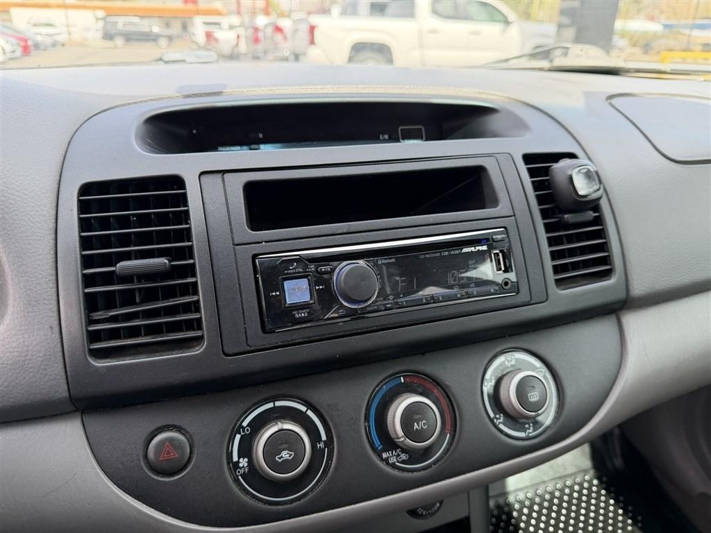 Toyota Camry LE 2005