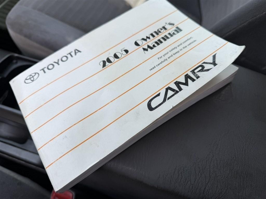 Toyota Camry LE 2005
