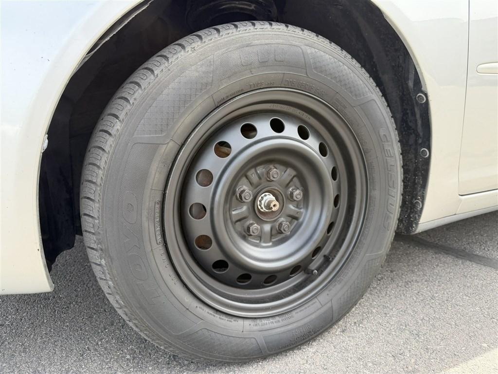 Toyota Camry LE 2005