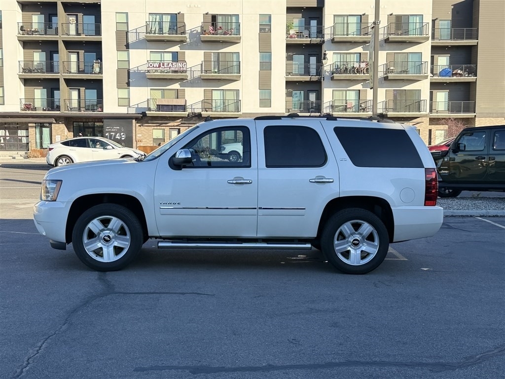 Chevrolet Tahoe LTZ 4D SUV 4WD 2014