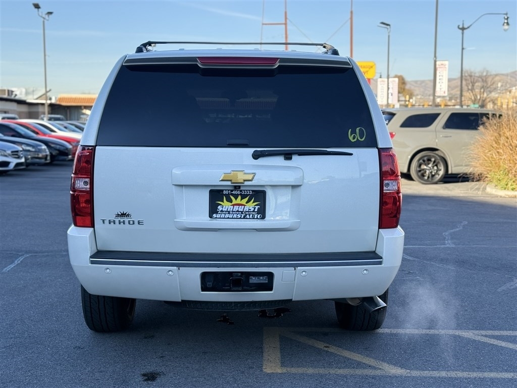Chevrolet Tahoe LTZ 4D SUV 4WD 2014
