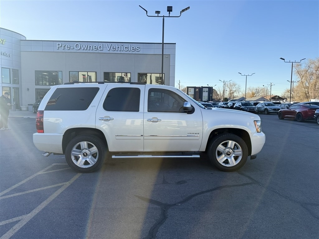 Chevrolet Tahoe LTZ 4D SUV 4WD 2014