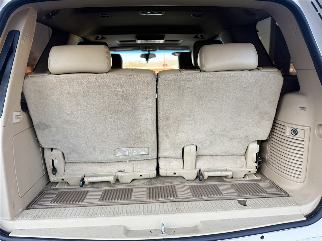 Chevrolet Tahoe LTZ 4D SUV 4WD 2014