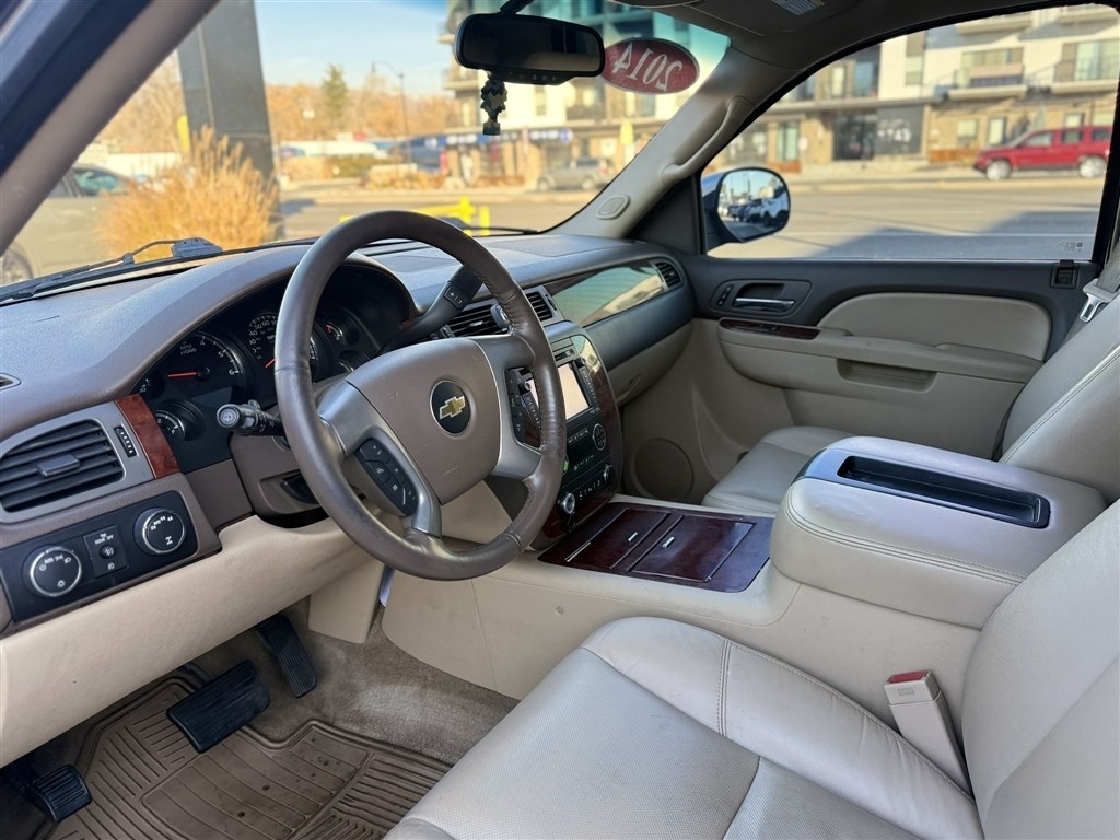 Chevrolet Tahoe LTZ 4D SUV 4WD 2014