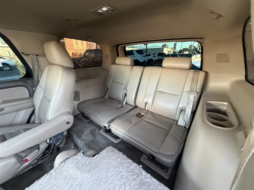 Chevrolet Tahoe LTZ 4D SUV 4WD 2014