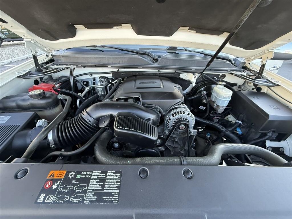 Chevrolet Tahoe LTZ 4D SUV 4WD 2014