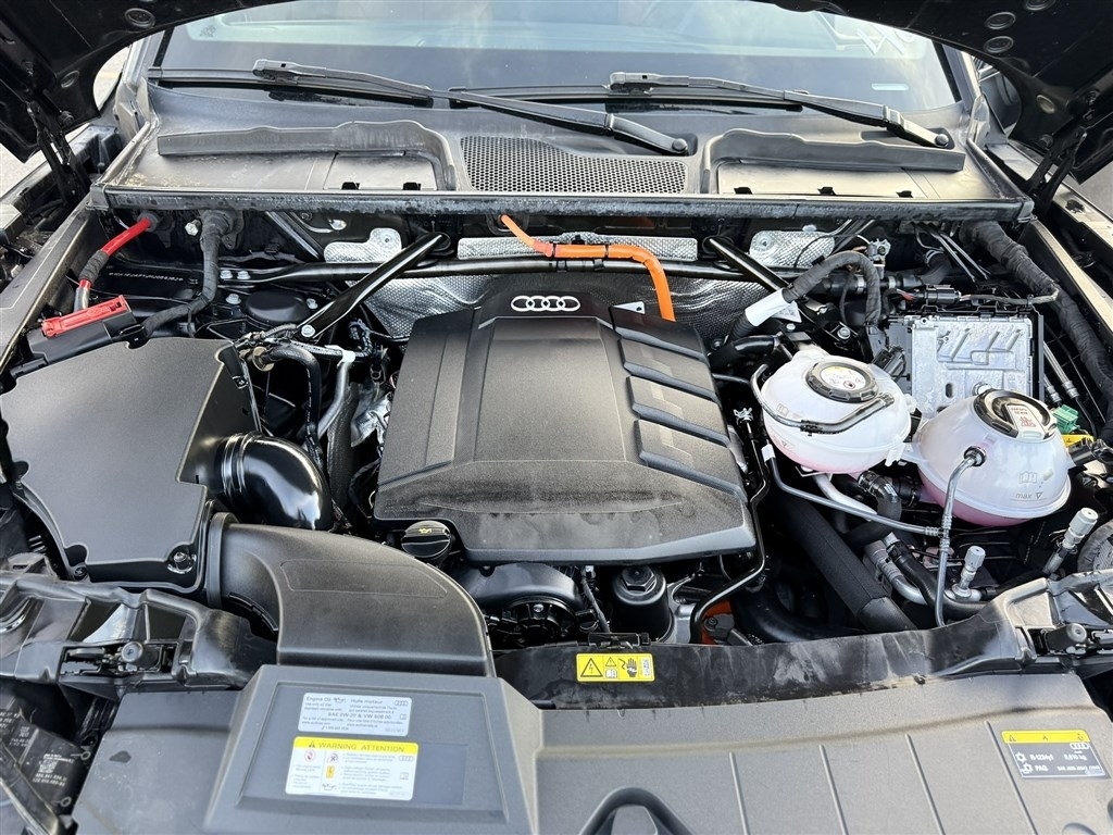 Audi Q5 S line Premium Plus 55 TFSI e quattro 2022