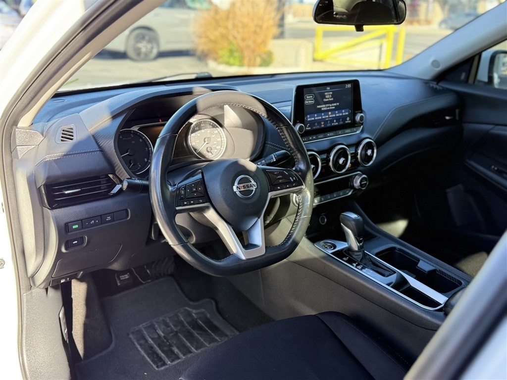 Nissan Sentra SV CVT 2021