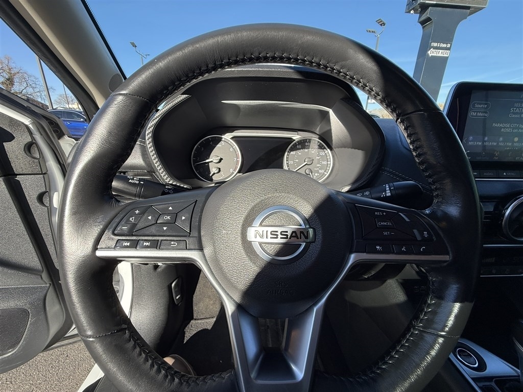 Nissan Sentra SV CVT 2021