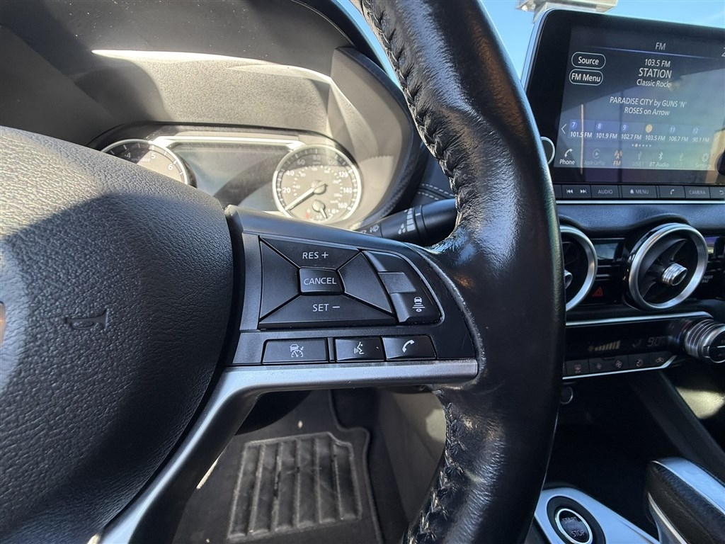 Nissan Sentra SV CVT 2021