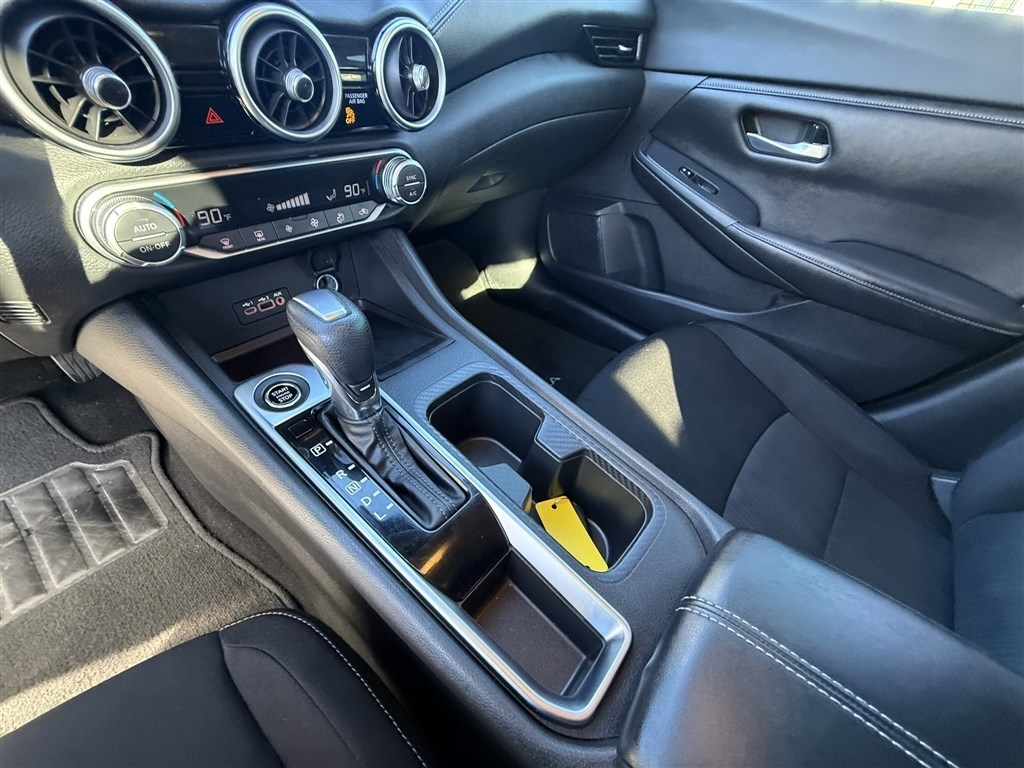 Nissan Sentra SV CVT 2021