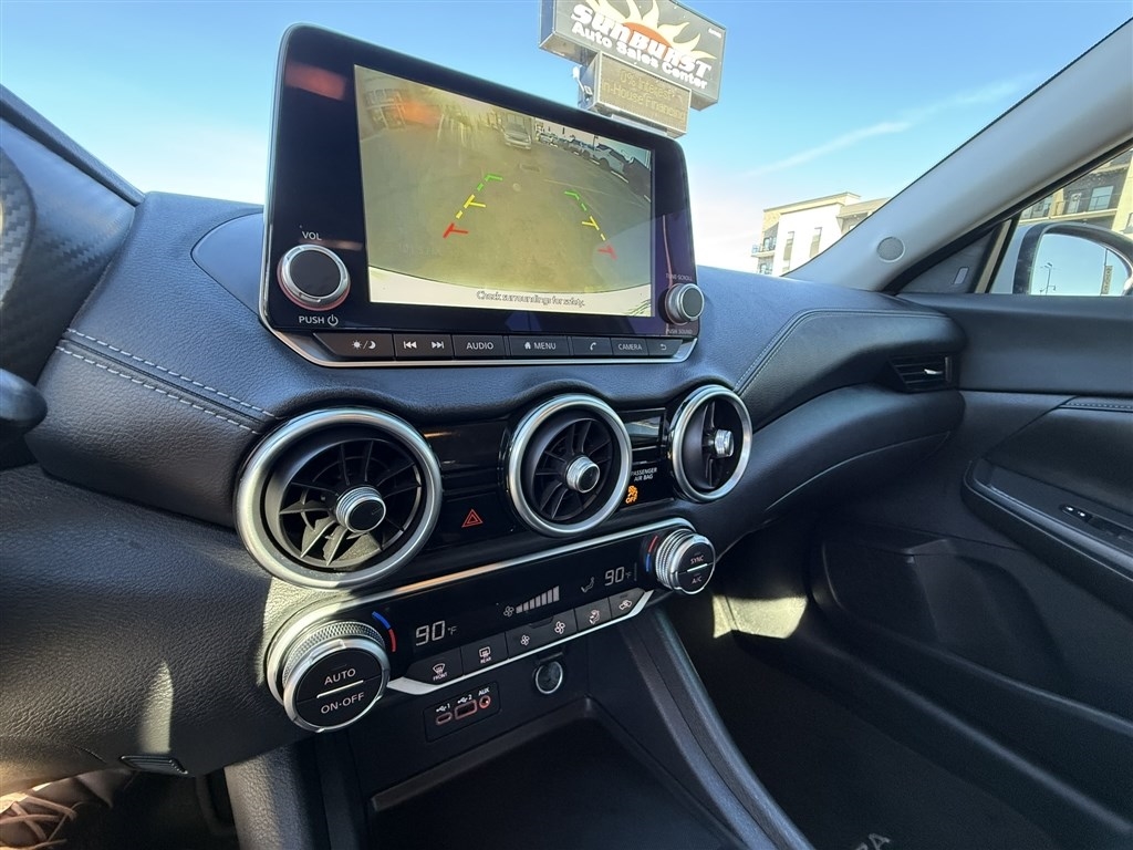 Nissan Sentra SV CVT 2021