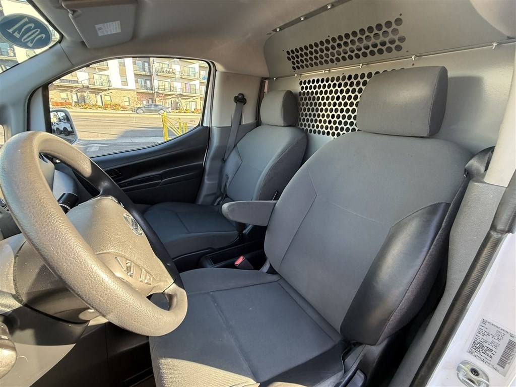 Nissan NV200 Compact Cargo I4 SV 2021
