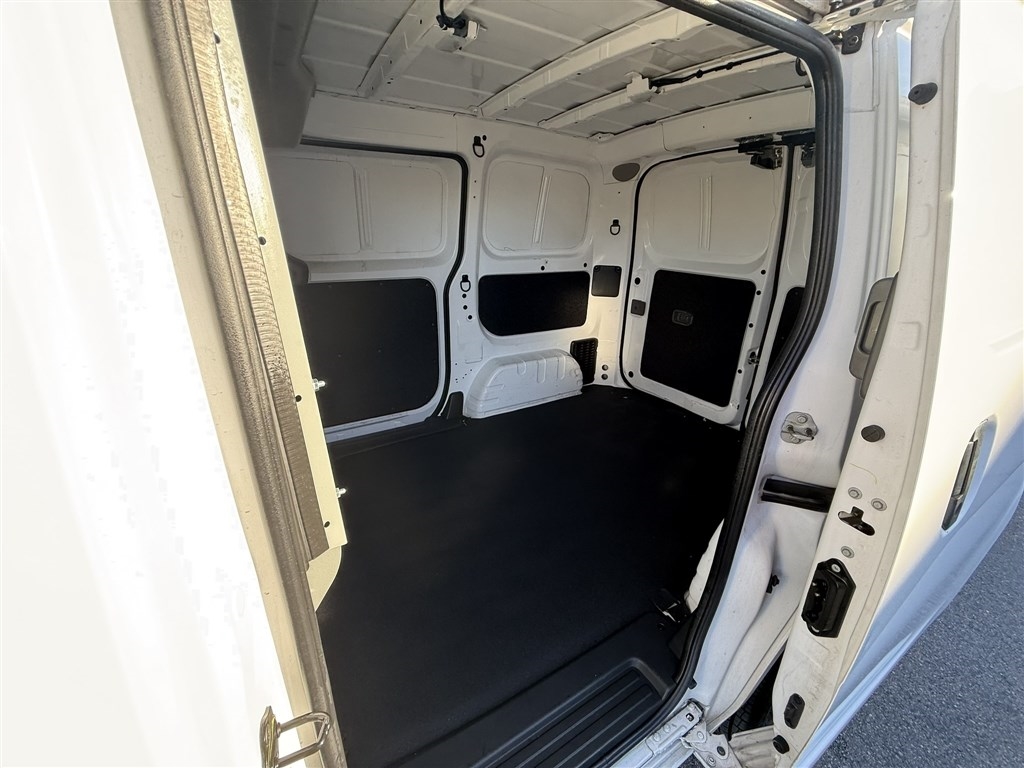 Nissan NV200 Compact Cargo I4 SV 2021
