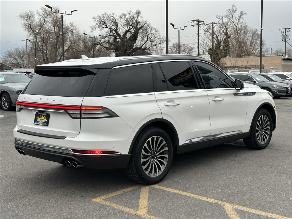 Lincoln Aviator Reserve AWD 2022