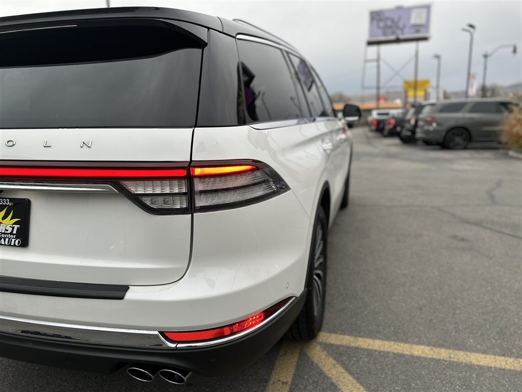 Lincoln Aviator Reserve AWD 2022