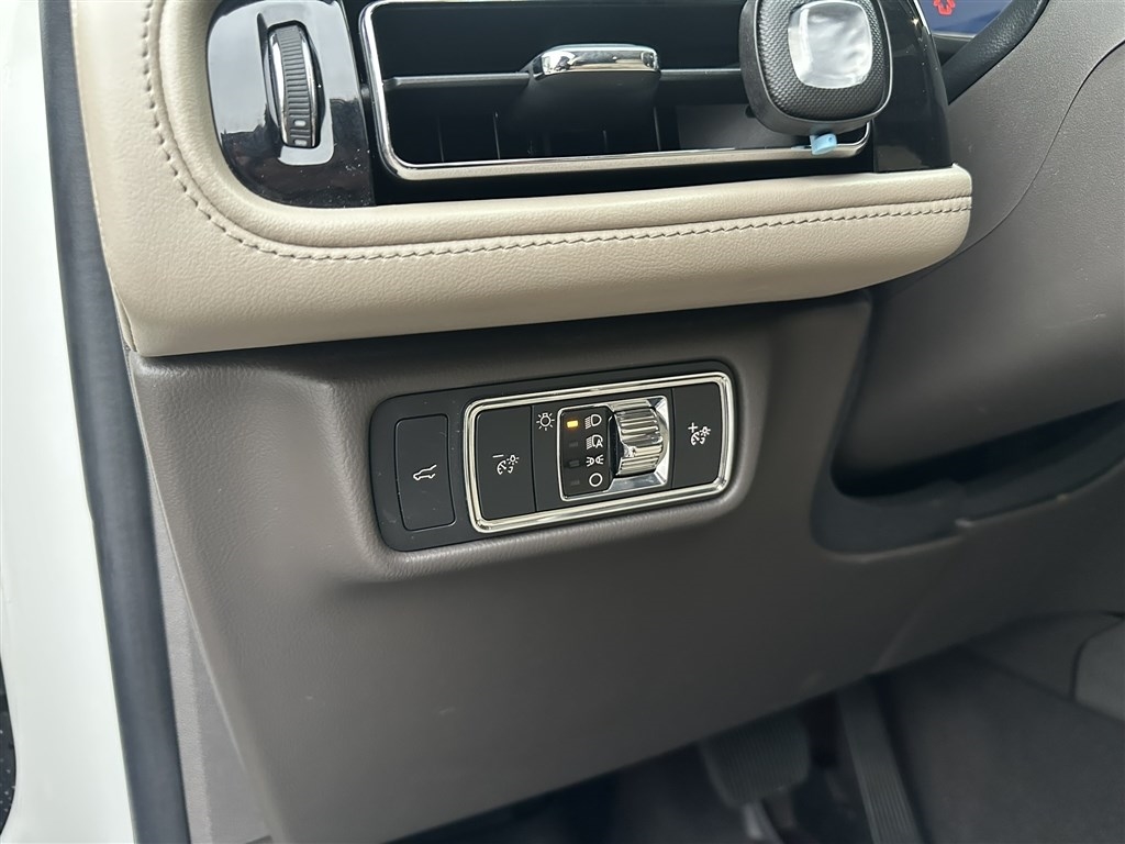 Lincoln Aviator Reserve AWD 2022