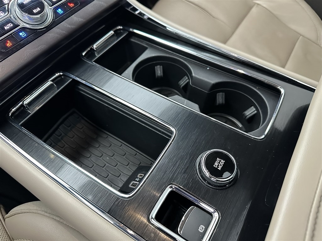 Lincoln Aviator Reserve AWD 2022