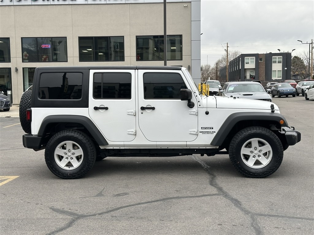 Jeep Wrangler Unlimited Sport S 4x4 2017