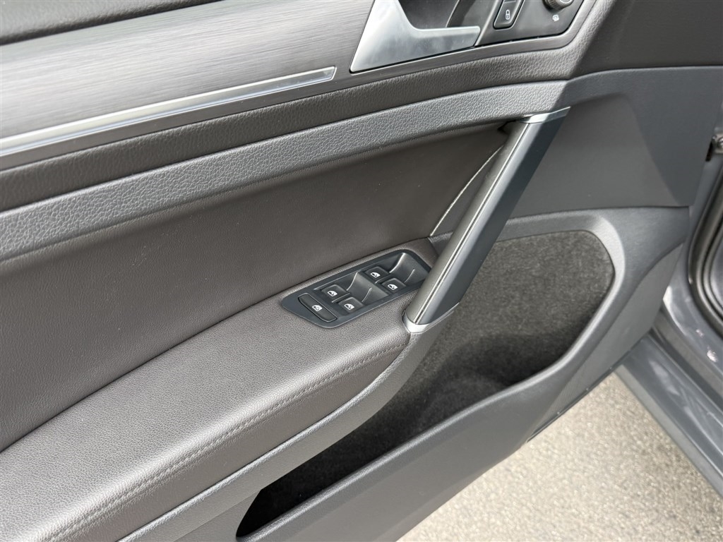 Volkswagen e-Golf SEL Premium 2019