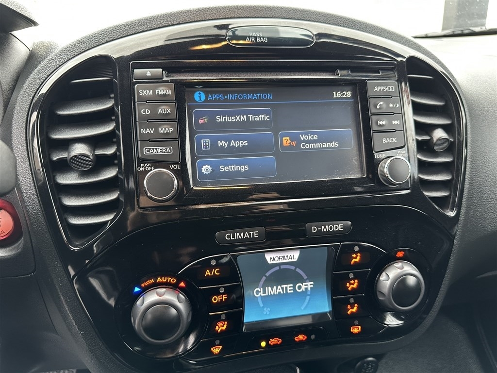 Nissan Juke SL 4D Hatchback AWD 2015