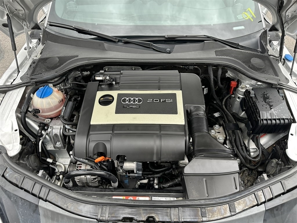 Audi TT 2.0T Coupe quattro 2008