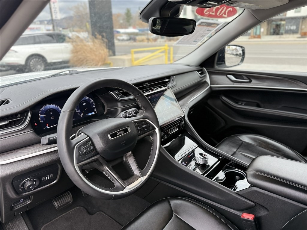 Jeep Grand Cherokee L Limited 4x4 2023