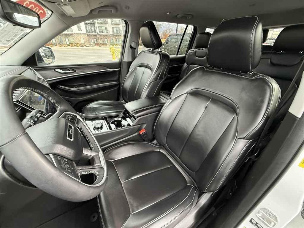 Jeep Grand Cherokee L Limited 4x4 2023