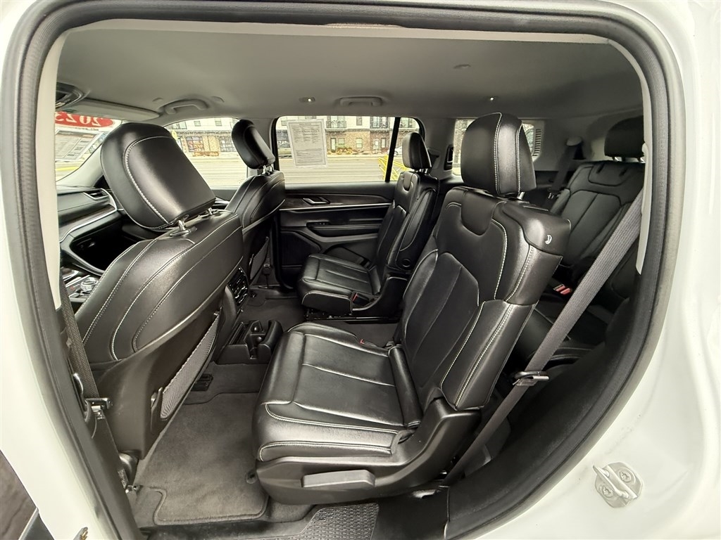 Jeep Grand Cherokee L Limited 4x4 2023