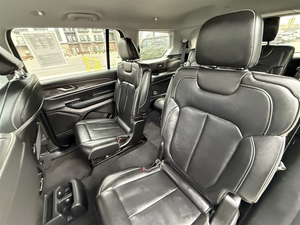 Jeep Grand Cherokee L Limited 4x4 2023