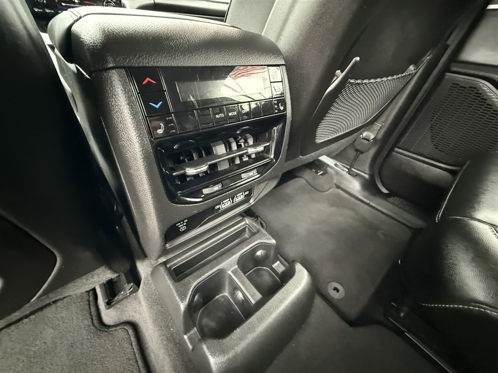 Jeep Grand Cherokee L Limited 4x4 2023