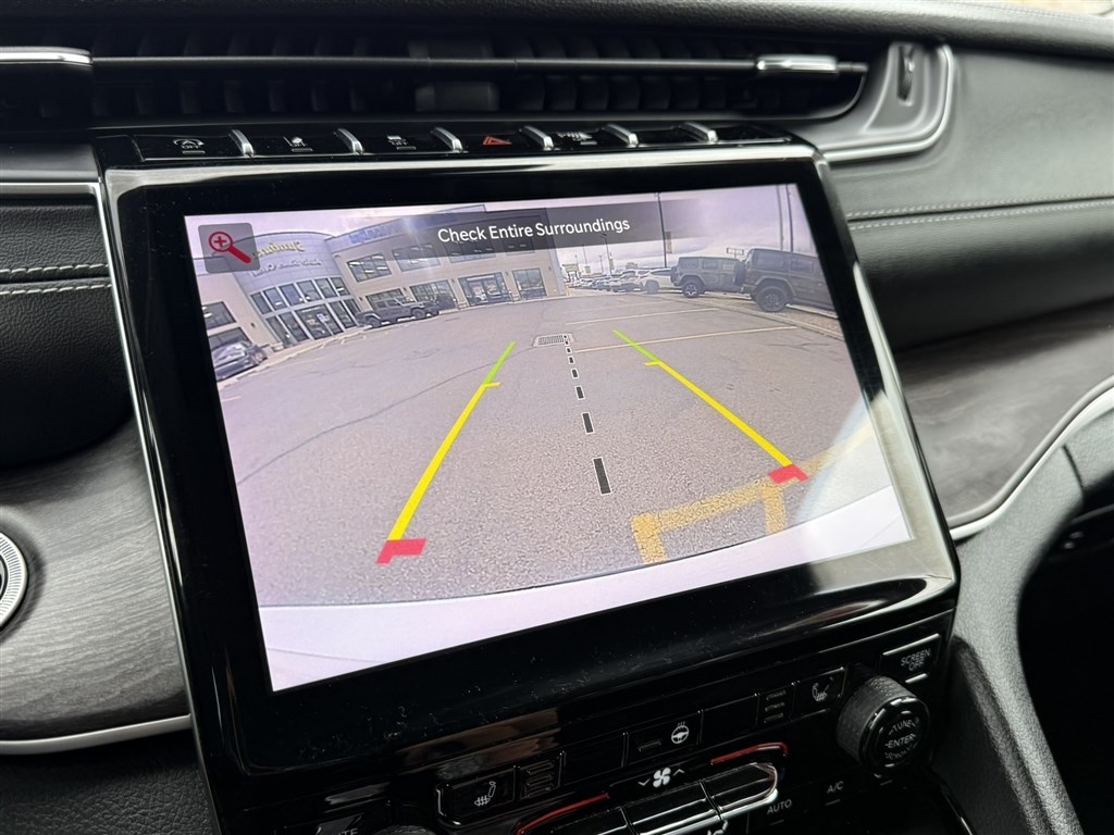 Jeep Grand Cherokee L Limited 4x4 2023