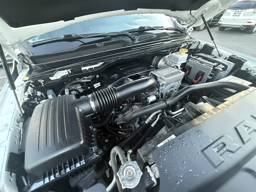 RAM 1500 Tradesman 4x4 Quad Cab 6'4" Box 2020