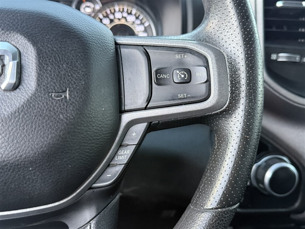 RAM 1500 Tradesman 4x4 Quad Cab 6'4" Box 2020