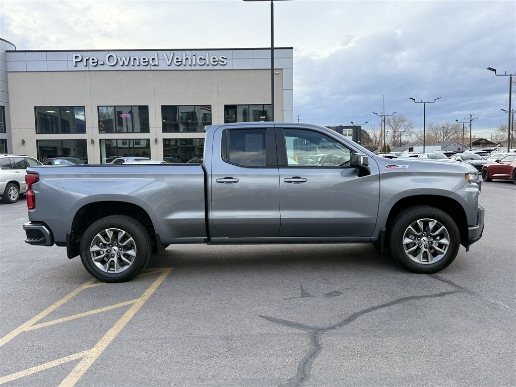 Chevrolet Silverado 1500 4WD Double Cab 147" RST 2021