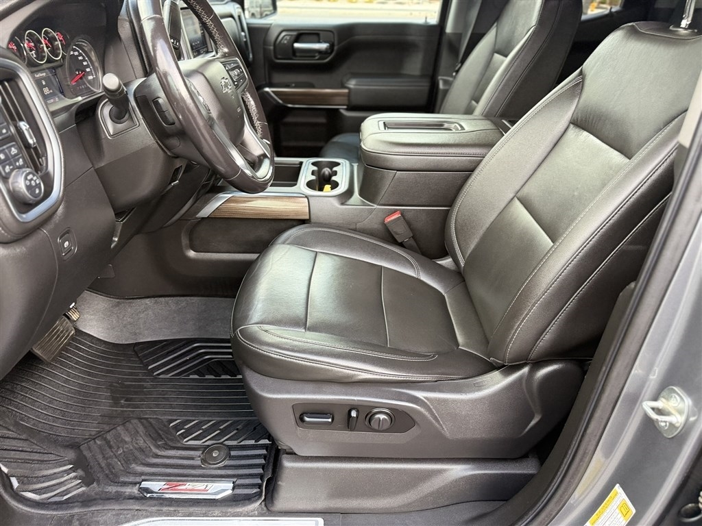 Chevrolet Silverado 1500 4WD Double Cab 147" RST 2021