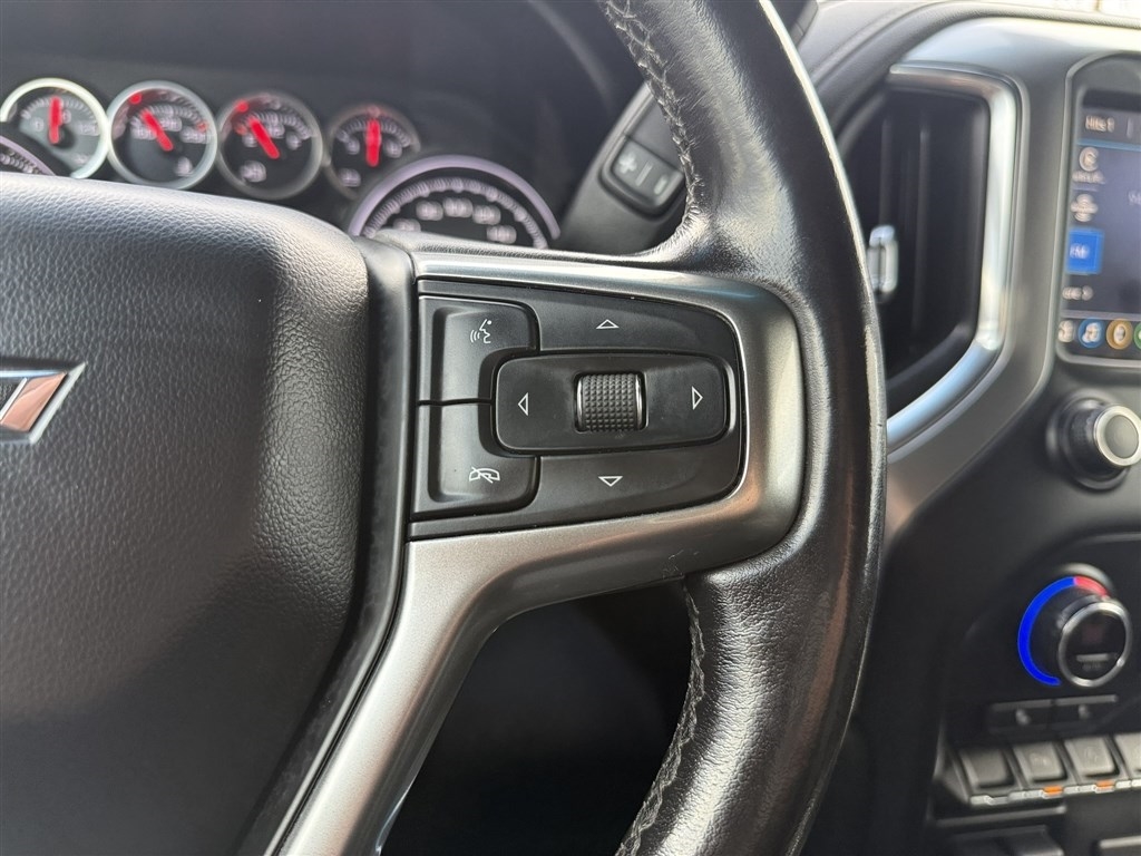 Chevrolet Silverado 1500 4WD Double Cab 147" RST 2021