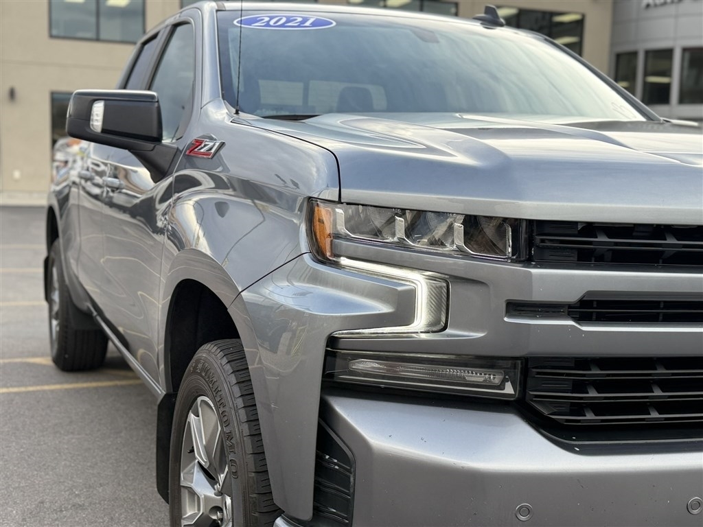 Chevrolet Silverado 1500 4WD Double Cab 147" RST 2021