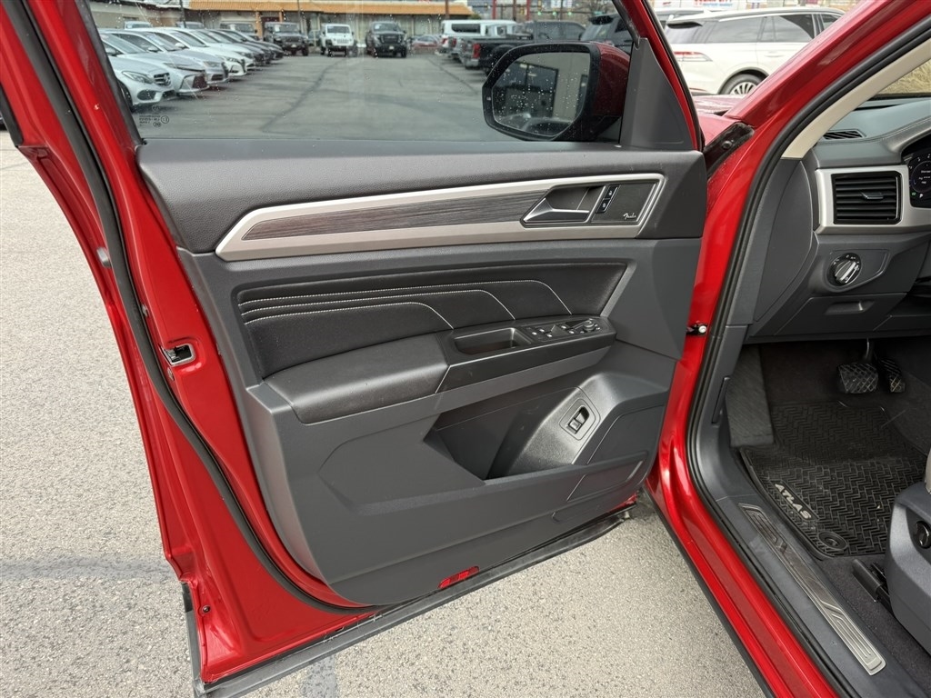 Volkswagen Atlas SEL Premium 4MOTION 2021