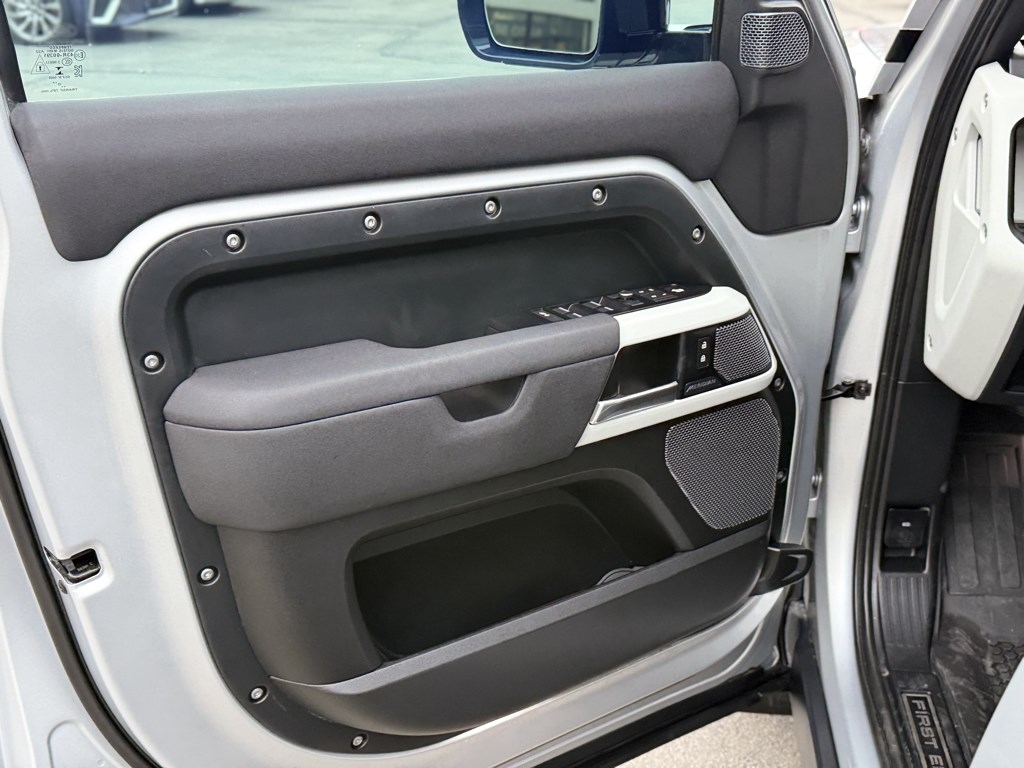 Land Rover Defender 110 First Edition AWD 2020