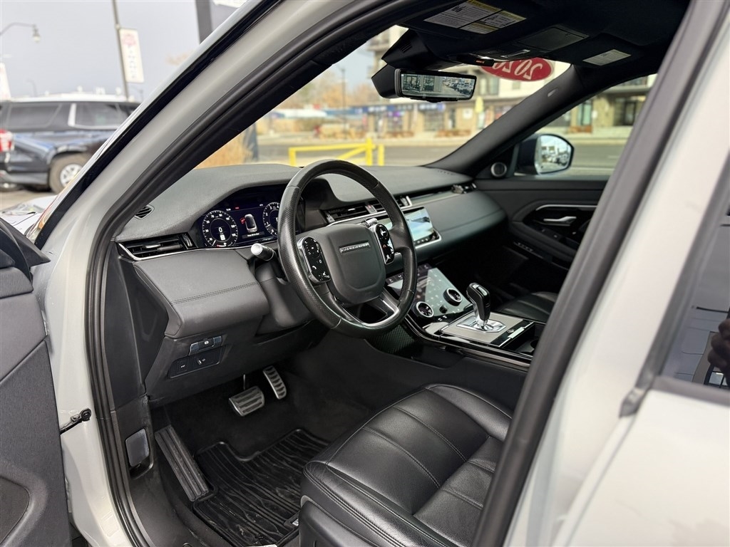 Land Rover Range Rover Evoque P300 R-Dynamic SE 2020