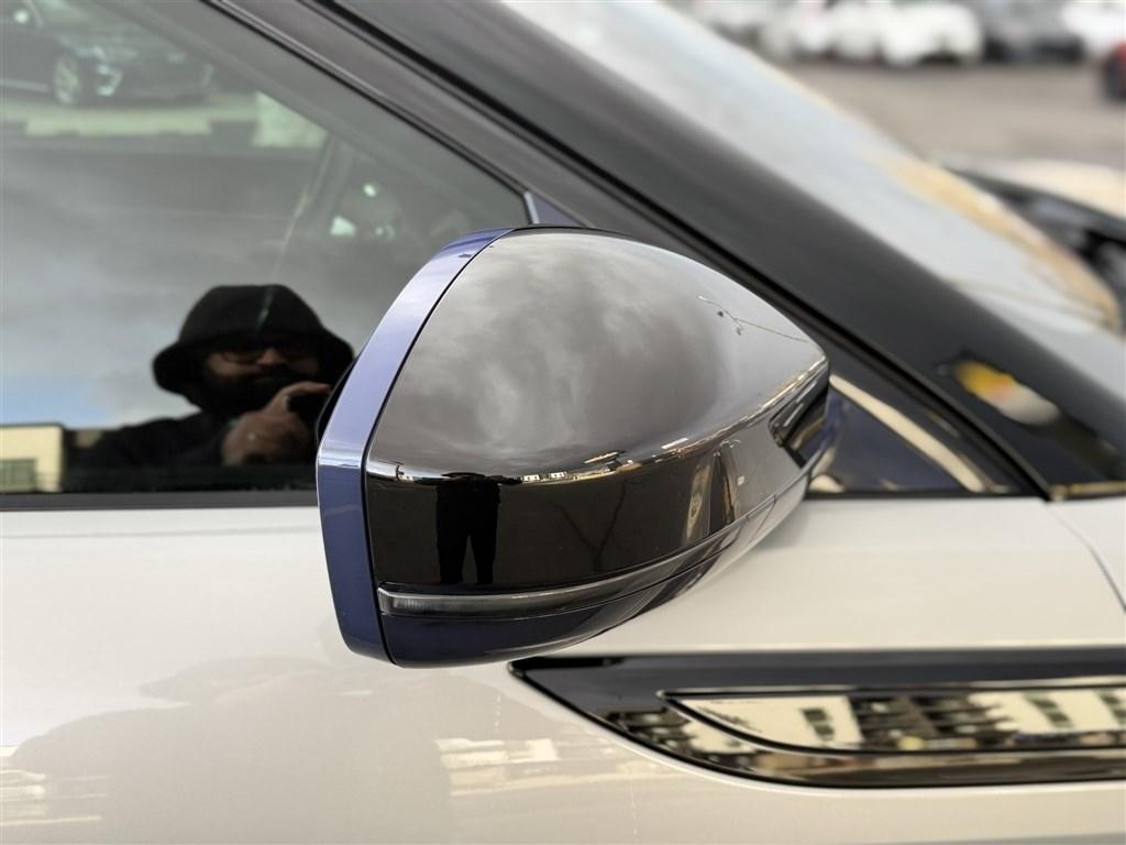 Land Rover Range Rover Evoque P300 R-Dynamic SE 2020