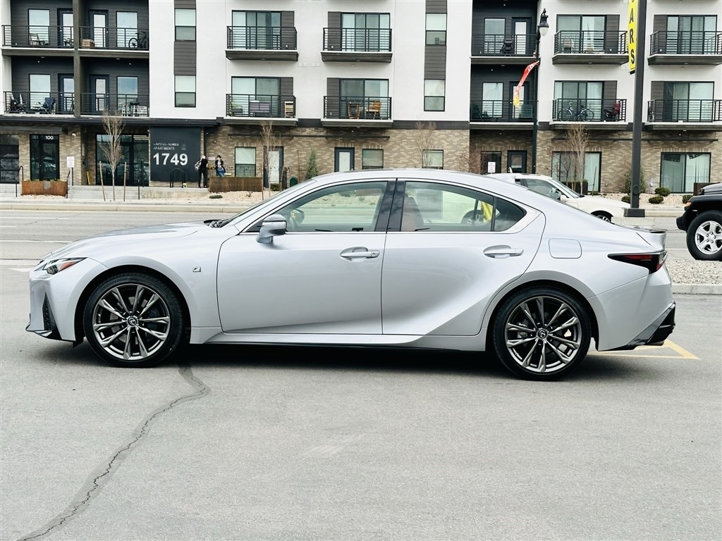 Lexus IS IS 300 AWD 2021
