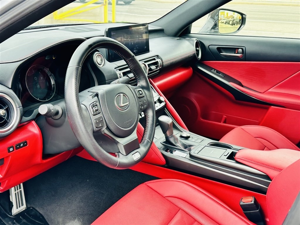 Lexus IS IS 300 AWD 2021