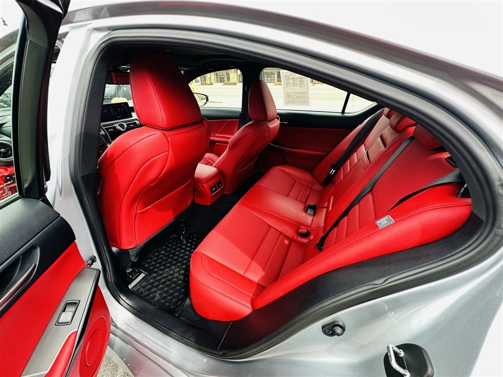 Lexus IS IS 300 AWD 2021