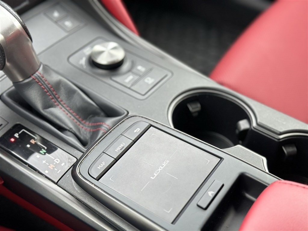 Lexus IS IS 300 AWD 2021