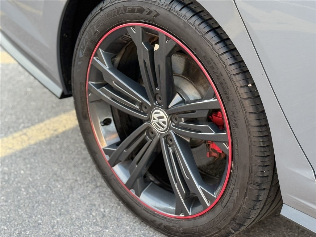 Volkswagen Jetta GLI 35th Anniversary Edition Manual 2019