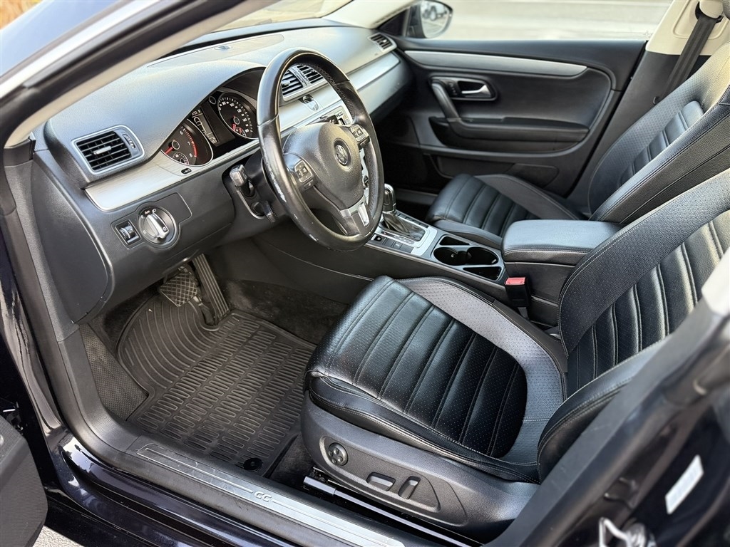 Volkswagen CC 4dr Sdn Sport Plus 2013