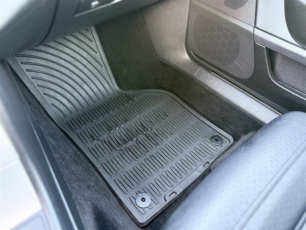 Volkswagen CC 4dr Sdn Sport Plus 2013